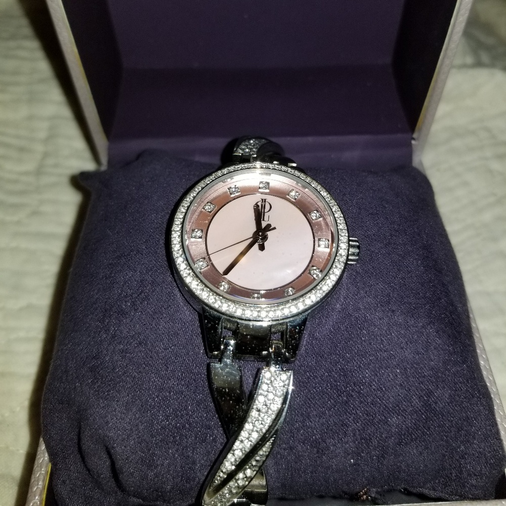 Jennifer Lopez Watch